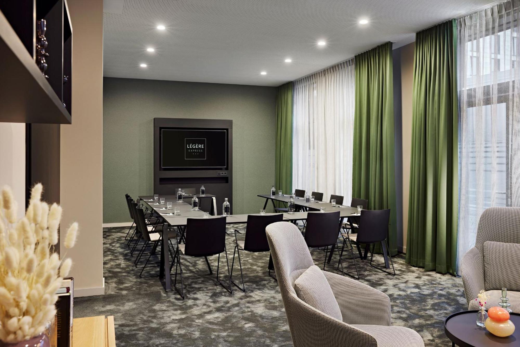 Legere Express Bielefeld Hotel Eksteriør billede